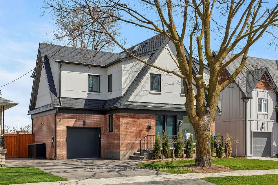 25 Delma Drive, Toronto, ON M8W 4N3 – main photo