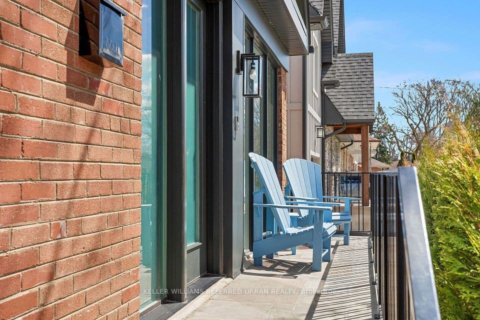 25 Delma Drive, Toronto, ON M8W 4N3 – photo 2
