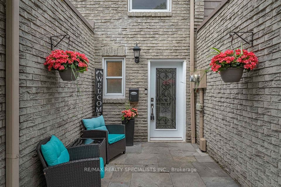 405 Hyacinthe Boulevard 7, Mississauga, ON L5A 3N1 – photo 3