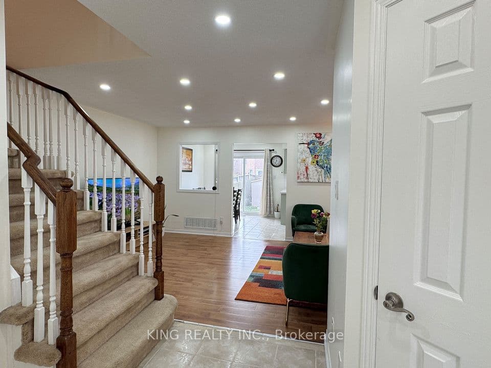 277 Morningmist Street, Brampton, ON L6R 2B9 – photo 3