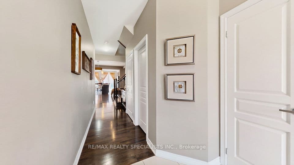 30 Pendulum Circle, Brampton, ON L6R 3N6 – photo 2