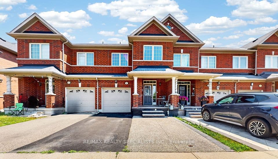 30 Pendulum Circle, Brampton, ON L6R 3N6 – main photo