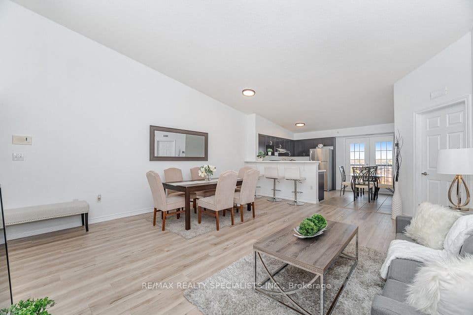 1350 Main Street E 412, Milton, ON L9T 0R3 – main photo