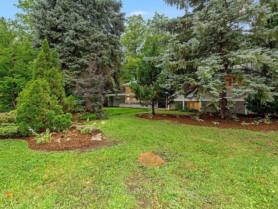 1847 Will Scarlett Drive, Mississauga, ON L5K 1J6 – photo 2