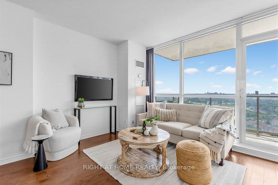 2240 Lake Shore Boulevard W 3104, Toronto, ON M8V 0B1 – photo 3