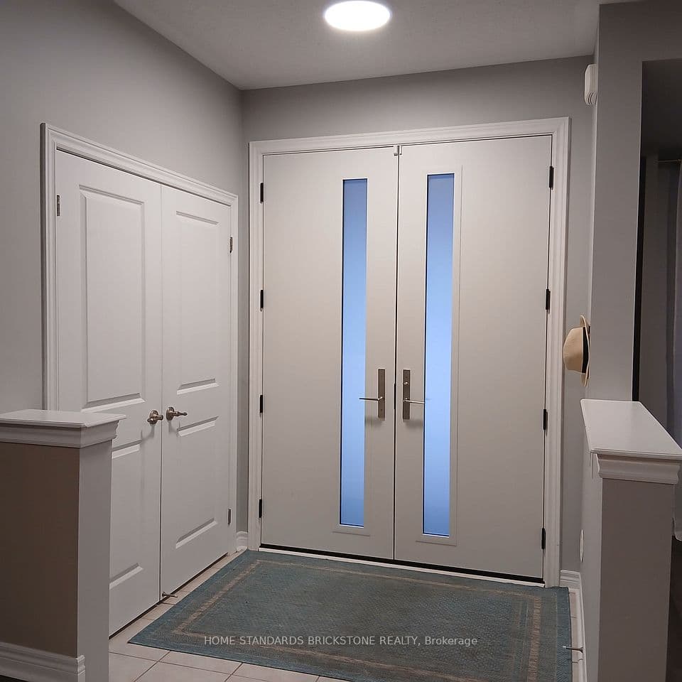 3058 Eberly Woods Drive, Oakville, ON L6M 0T5 – photo 3