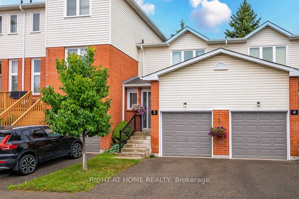 3 Beverly Lane, Halton Hills, ON L7G 5L7 – main photo