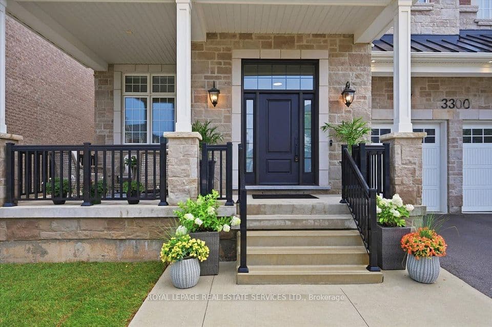 3300 Sunningdale Gardens, Oakville, ON L6M 5K5 – photo 2