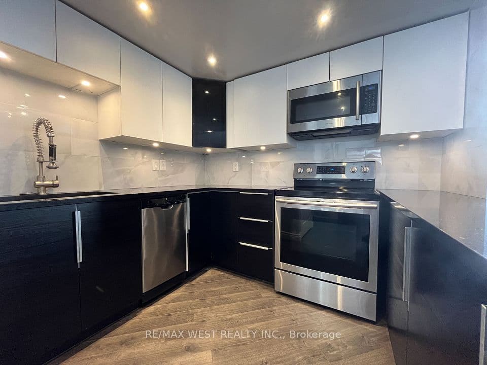 300 Webb Drive 1007, Mississauga, ON L5B 3W3 – photo 2