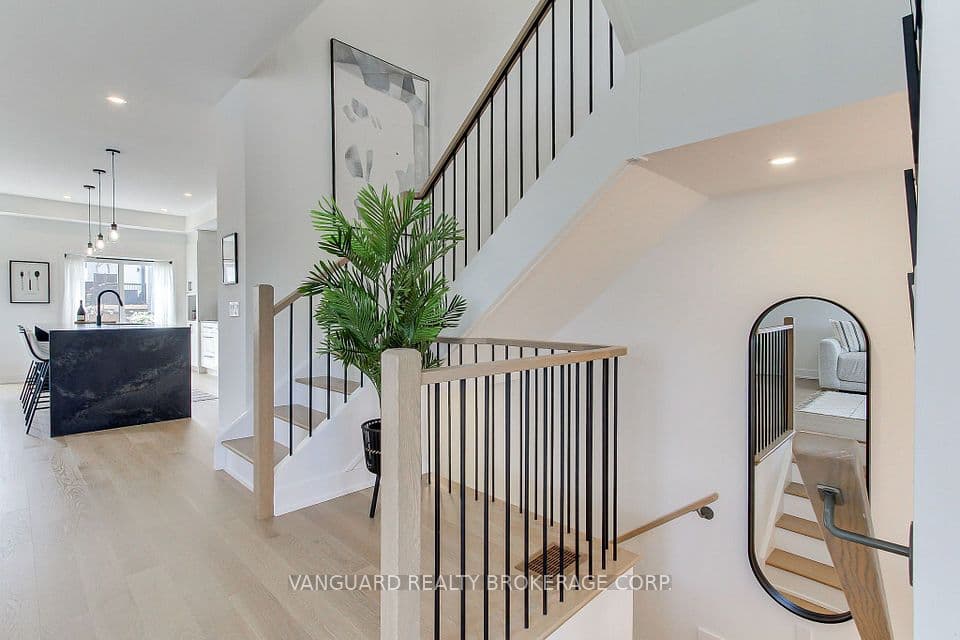 146 Landsbridge Street, Caledon, ON L7E 2E1 – photo 2