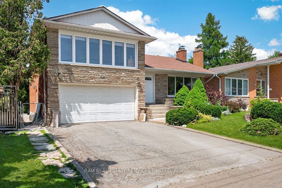 46 Summitcrest Drive, Toronto, ON M9P 1H3 – main photo