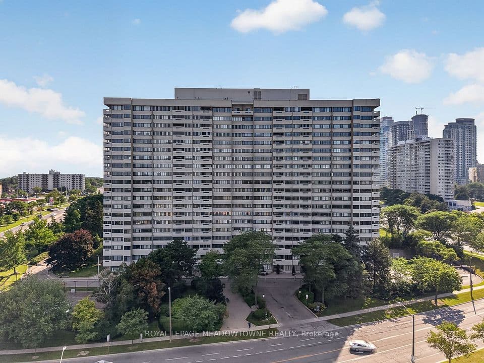 1580 Mississauga Valley Boulevard 1501, Mississauga, ON L5A 3T8 – main photo