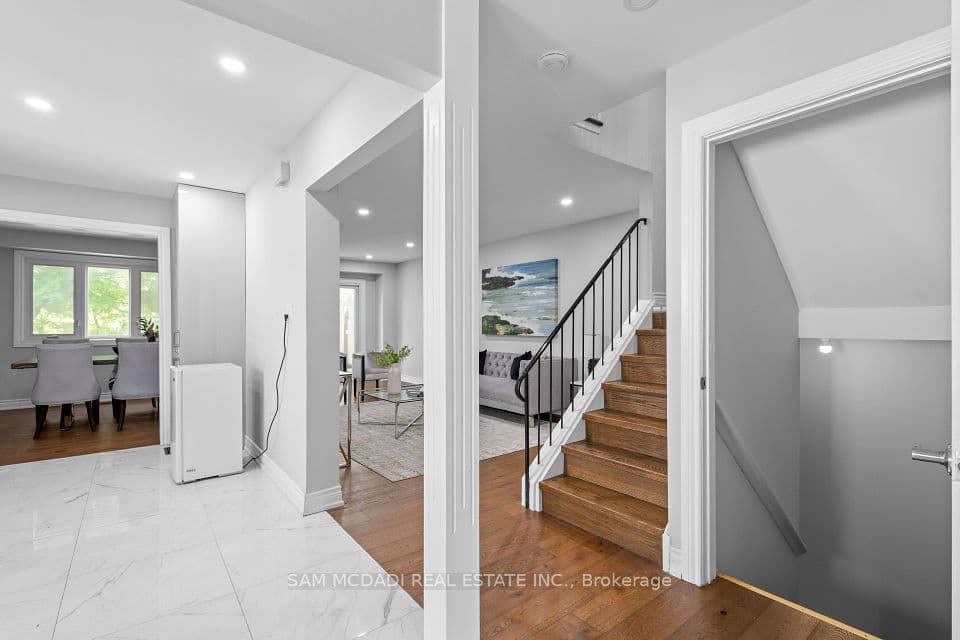 6755 Segovia Road, Mississauga, ON L5N 1P1 – photo 3