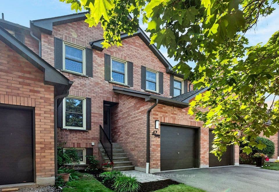 2915 Headon Forest Drive 47, Burlington, ON L7M 3Z6 – main photo