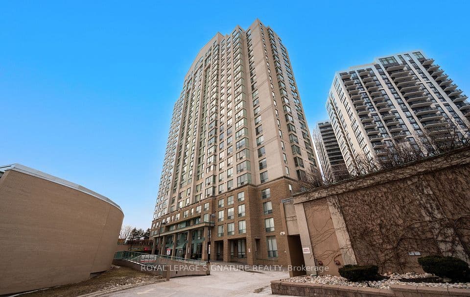 101 Subway Crescent 102, Toronto, ON M9B 6K4 – main photo