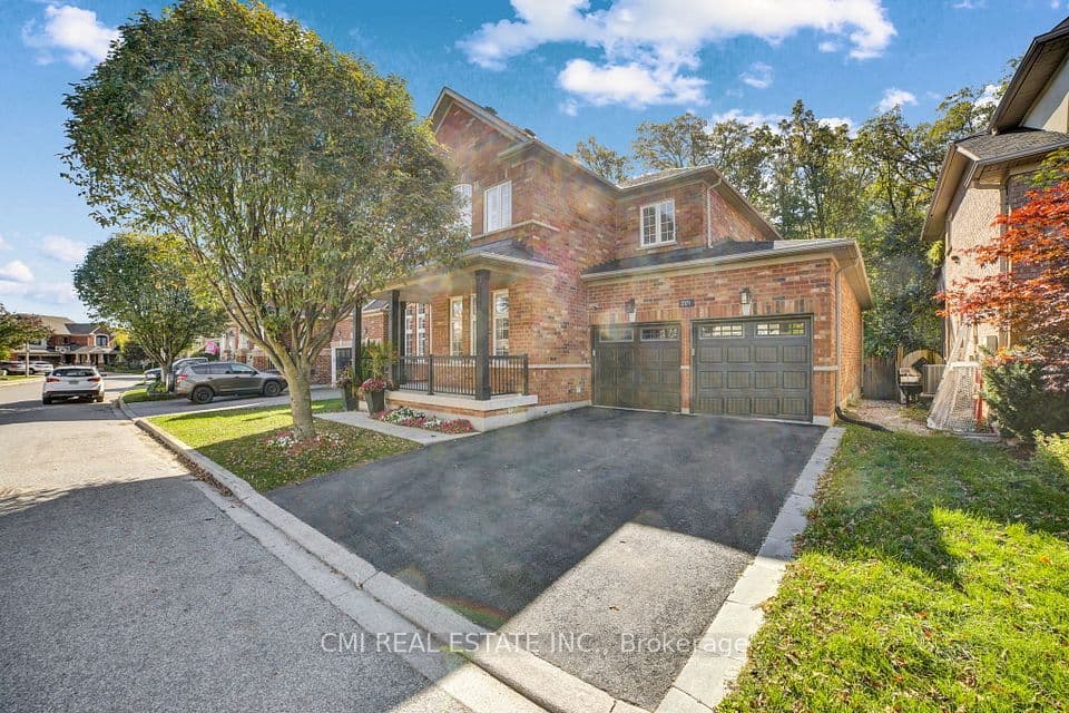 2171 Jardine Crescent, Burlington, ON L7L 7K1 – main photo