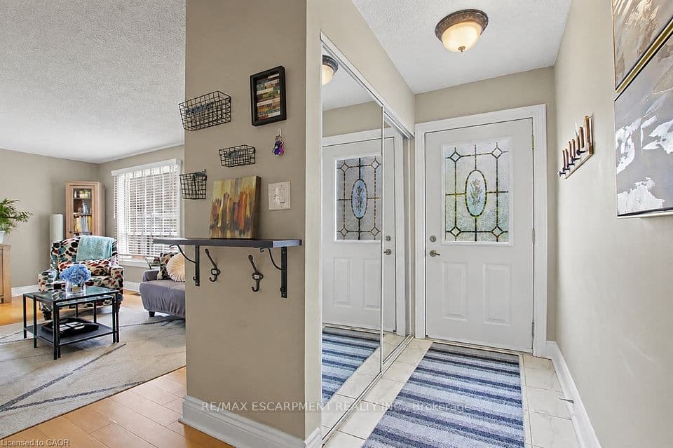 661 Francis Road 4, Burlington, ON L7T 3X6 – photo 3