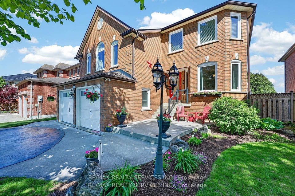 150 Royal Valley Drive, Caledon, ON L7C 1B3 – main photo