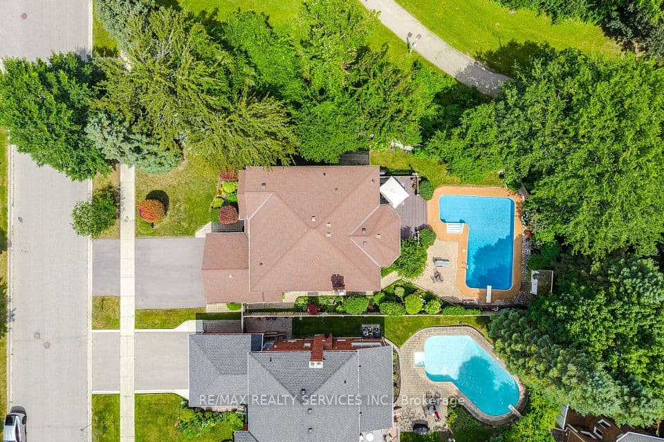 29 Christie Drive, Brampton, ON L6Z 3J5 – photo 3