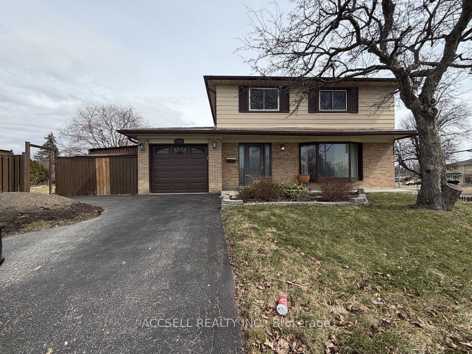 135 Mountainview Road S, Halton Hills, ON L7G 4K2 – main photo