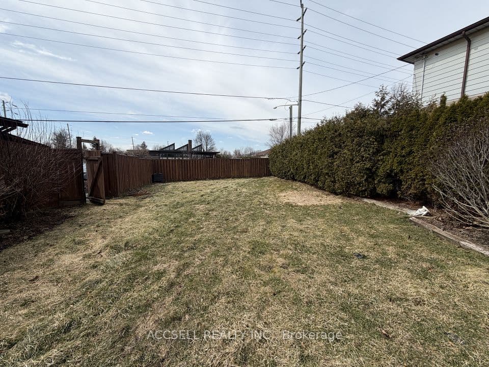 135 Mountainview Road S, Halton Hills, ON L7G 4K2 – photo 3