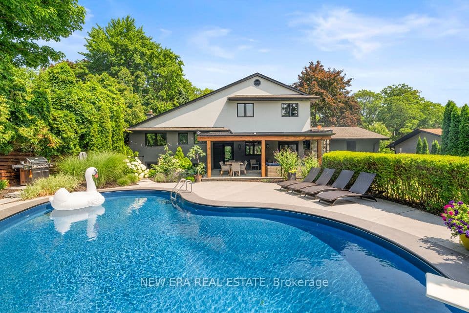261 Pinetree Way, Mississauga, ON L5G 2R4 – main photo