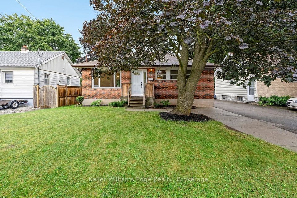 292 Mill Street E, Halton Hills, ON L7J 1J9 – photo 2