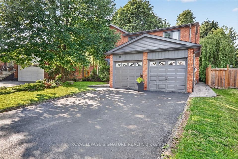 62 Massey Street, Brampton, ON L6S 2W5 – photo 2