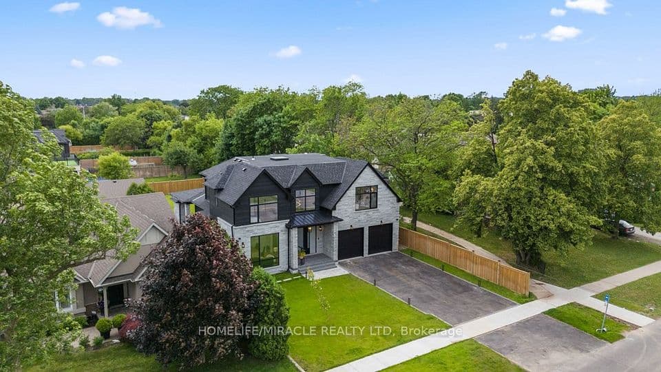 282 Maurice Drive, Oakville, ON L6K 2X3 – photo 3