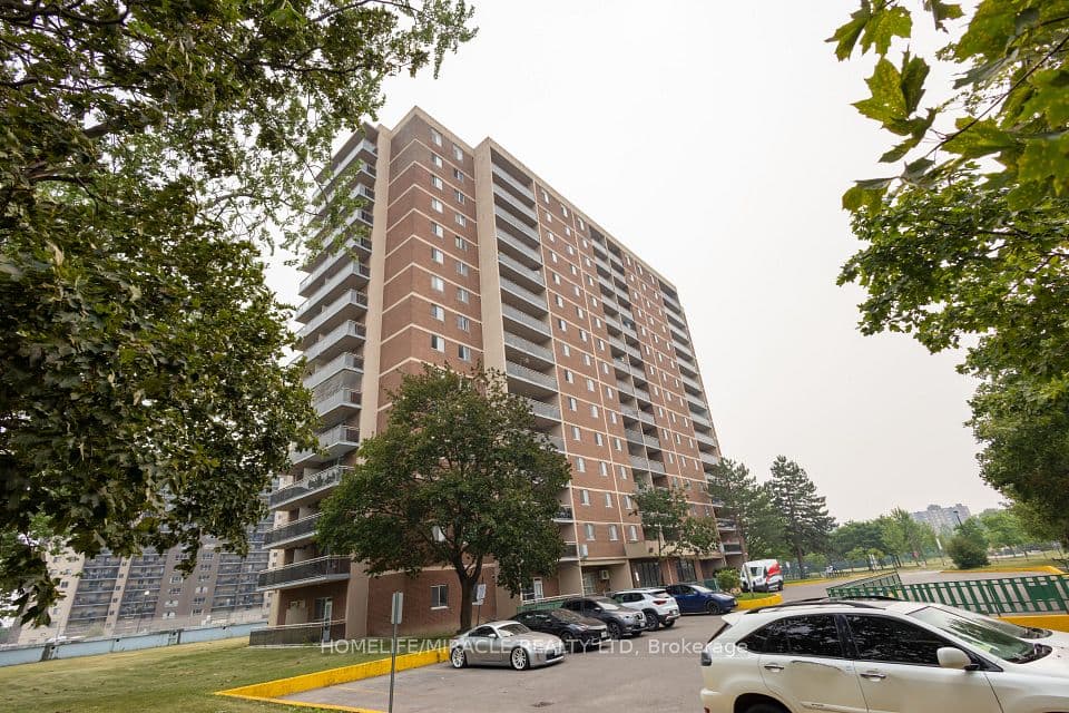 49 Silverstone Drive 1007, Toronto, ON M9V 3G2 – photo 3