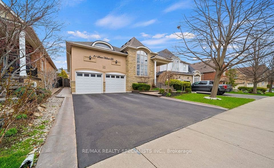 31 Saint Hubert Drive, Brampton, ON L6P 1W1 – main photo