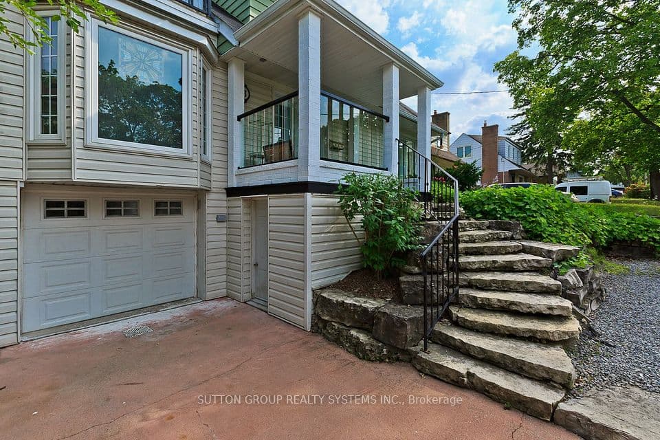 3 Hardisty Drive, Toronto, ON M9W 2M9 – photo 3