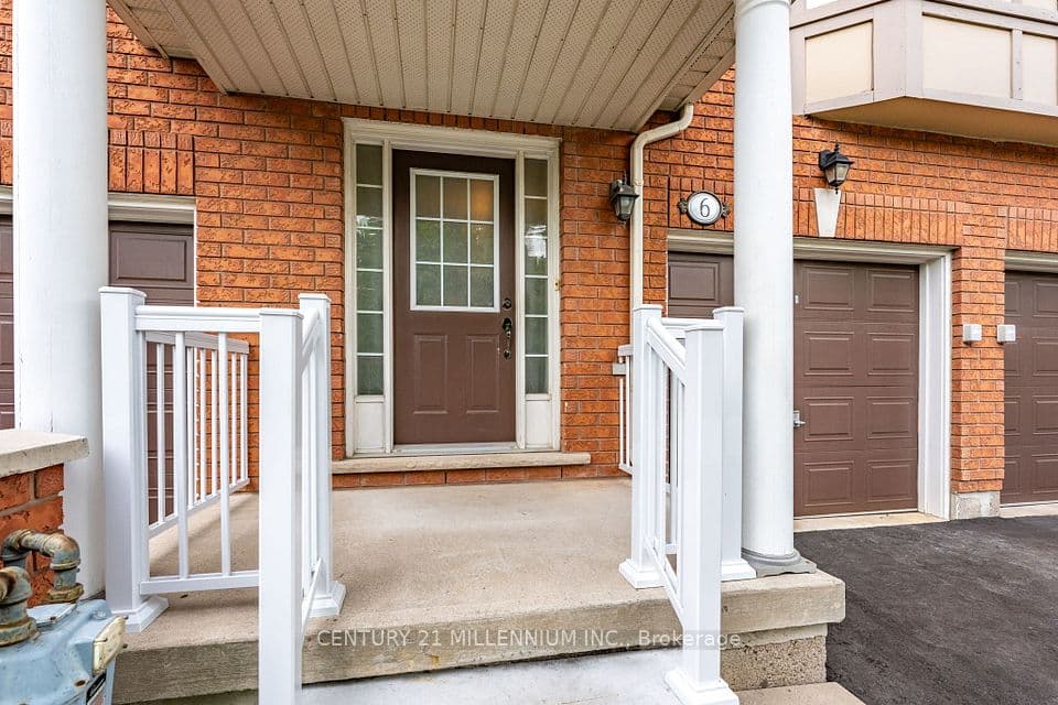6399 Spinnaker Circle 6, Mississauga, ON L5W 1Z4 – photo 2