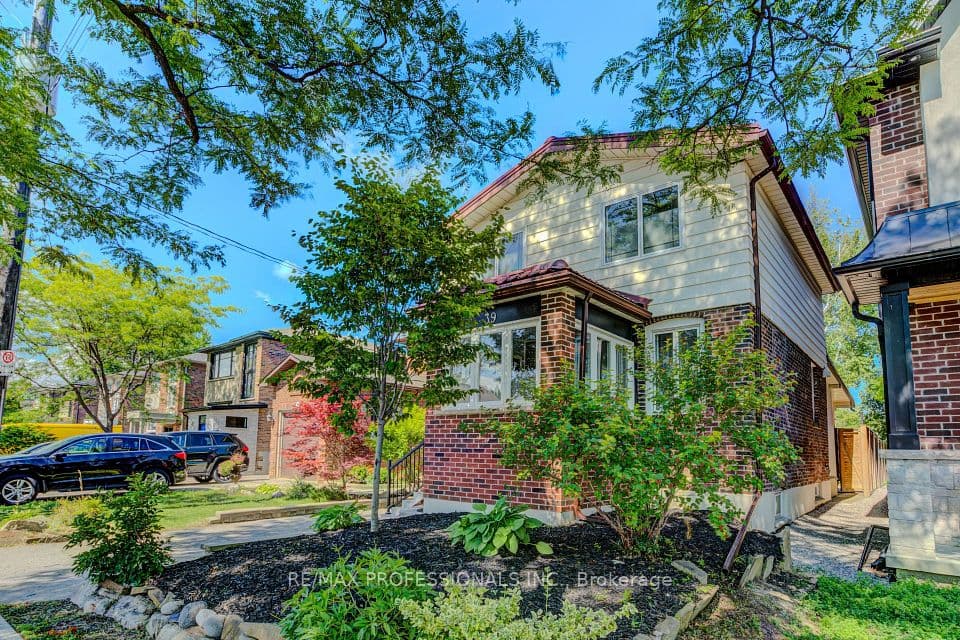 39 Rosemeade Avenue, Toronto, ON M8Y 3A4 – photo 3