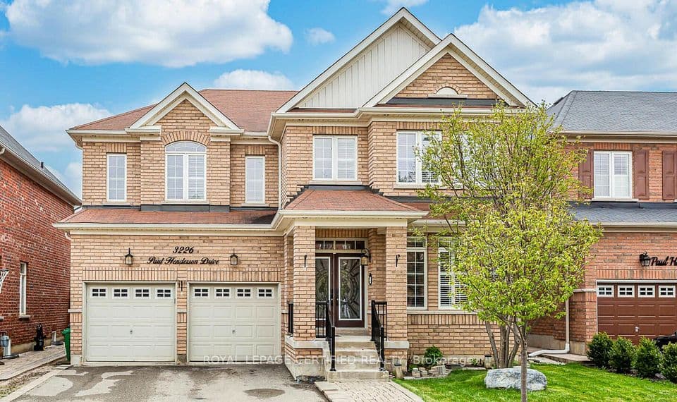 3226 Paul Henderson Drive, Mississauga, ON L5M 0H3 – main photo