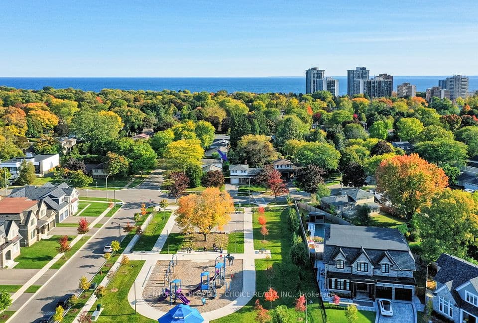 2132 Hixon Street, Oakville, ON L6L 1T4 – photo 3