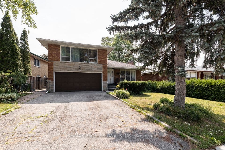 48 Dalegrove Crescent, Toronto, ON M9B 6A9 – photo 2