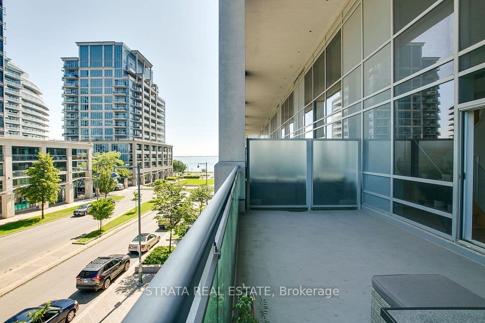 16 Brookers Lane 206, Toronto, ON M8V 0A5 – photo 2