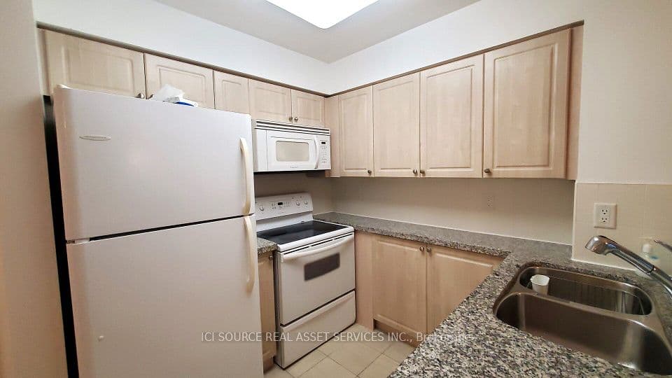 2119 Lake Shore Boulevard W 316, Toronto, ON M8V 4E8 – photo 3