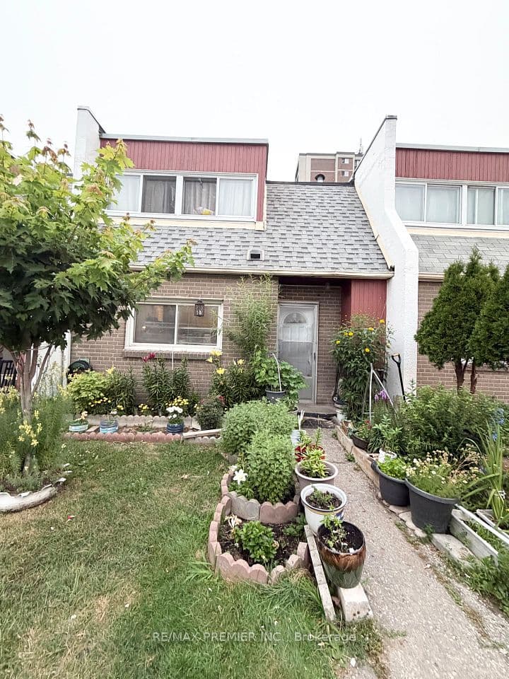 2901 Jane Street 52, Toronto, ON M3N 2J8 – main photo