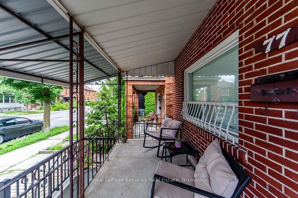 77 Brandon Avenue, Toronto, ON M6H 2E2 – photo 2