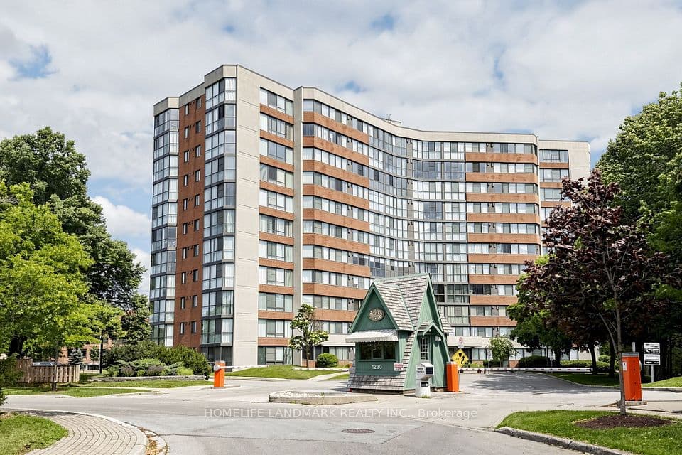 1230 Marlborough Court 403, Oakville, ON L6H 3K8 – main photo