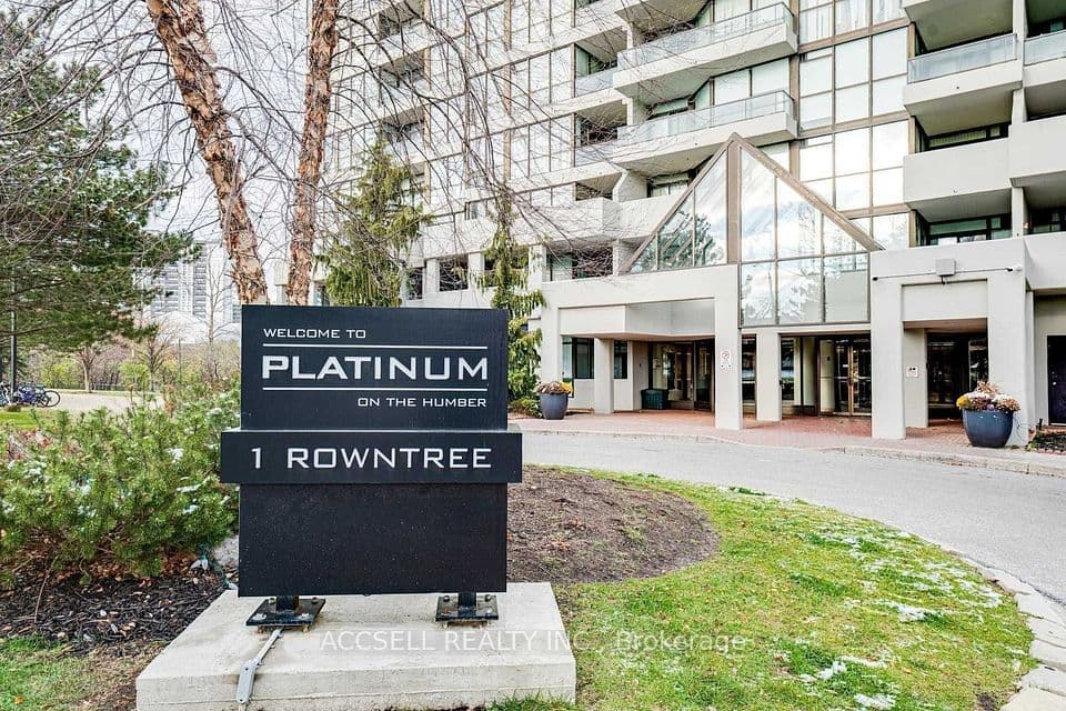 1 Rowntree Road 1714, Toronto, ON M9V 5G7 – photo 2