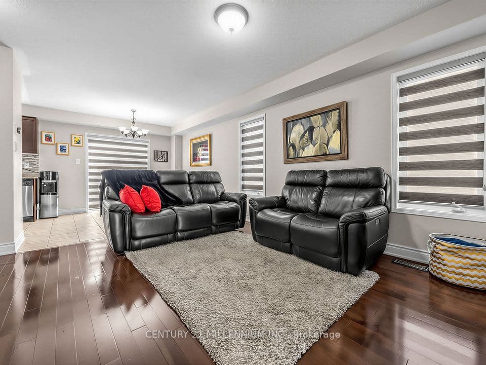 131 Sugarhill Drive, Brampton, ON L7A 3X4 – photo 3