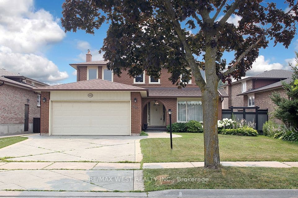 540 Louis Drive, Mississauga, ON L5B 2N2 – photo 2