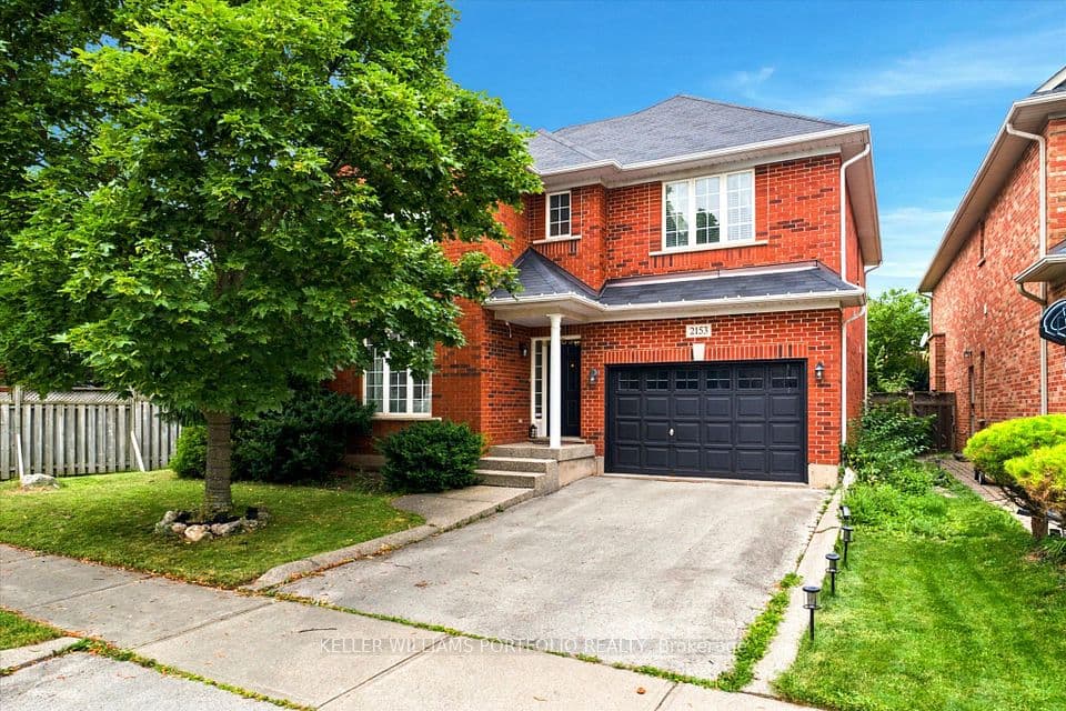 2153 Meadowglen Drive, Oakville, ON L6M 4C9 – main photo