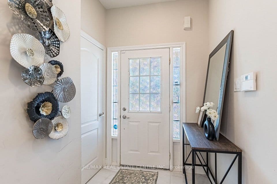 3172 Baron Drive, Mississauga, ON L5M 6V6 – photo 2