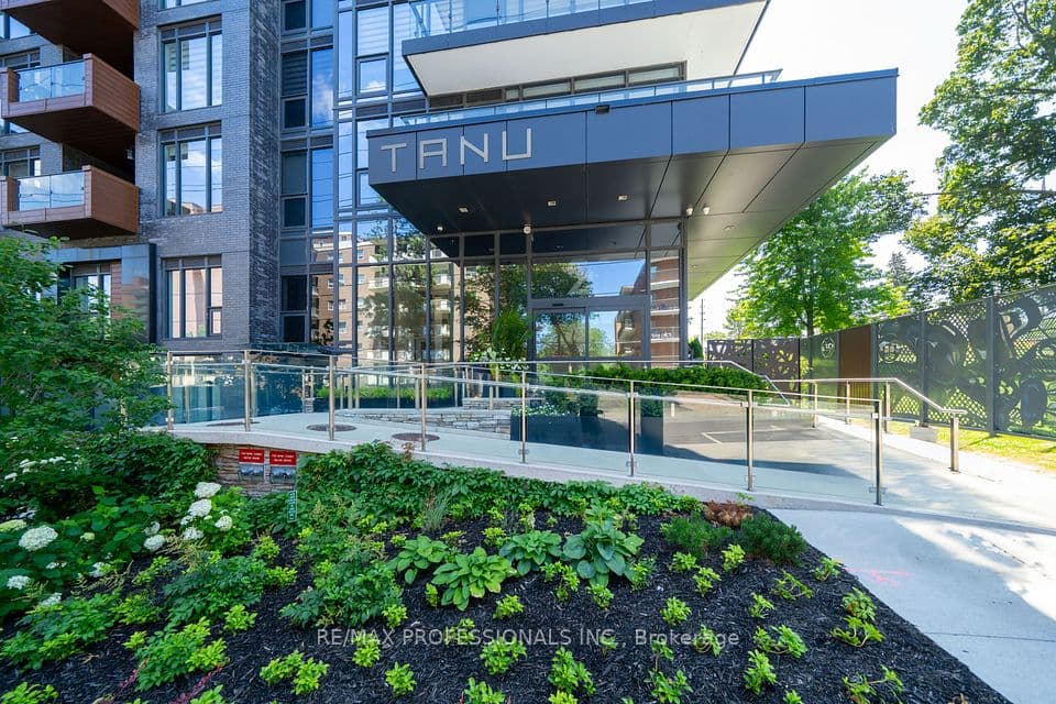 21 Park Street E 816, Mississauga, ON L5G 1L6 – main photo