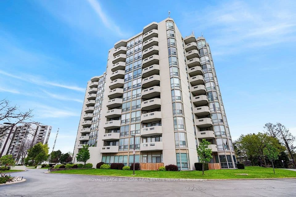 5070 Pinedale Avenue 808, Burlington, ON L7L 5V6 – main photo