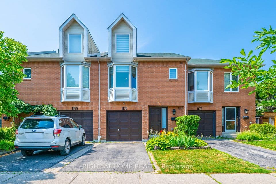 1170 West Shore Drive 23, Mississauga, ON L5E 3H8 – photo 2